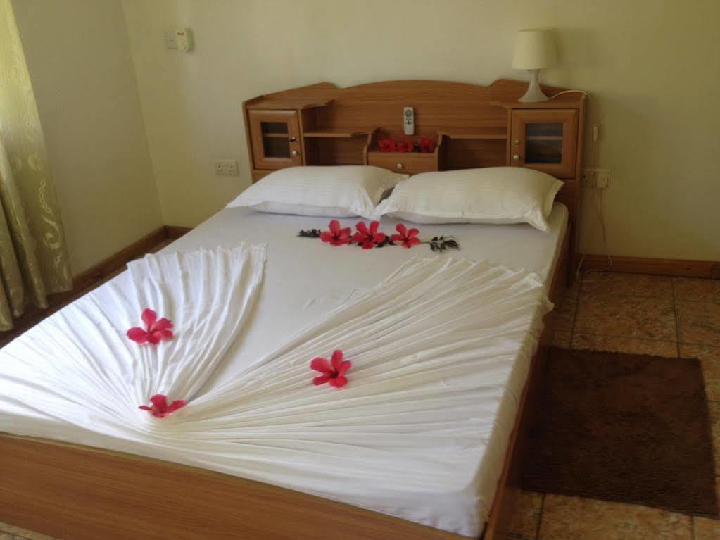 Вилла Marl Self Catering Pointe La Rue Экстерьер фото